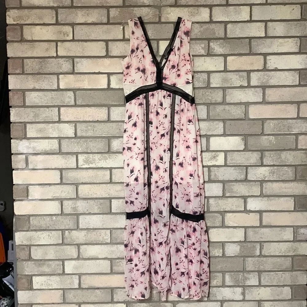 maxi dress ina size large classy soft pink design floral